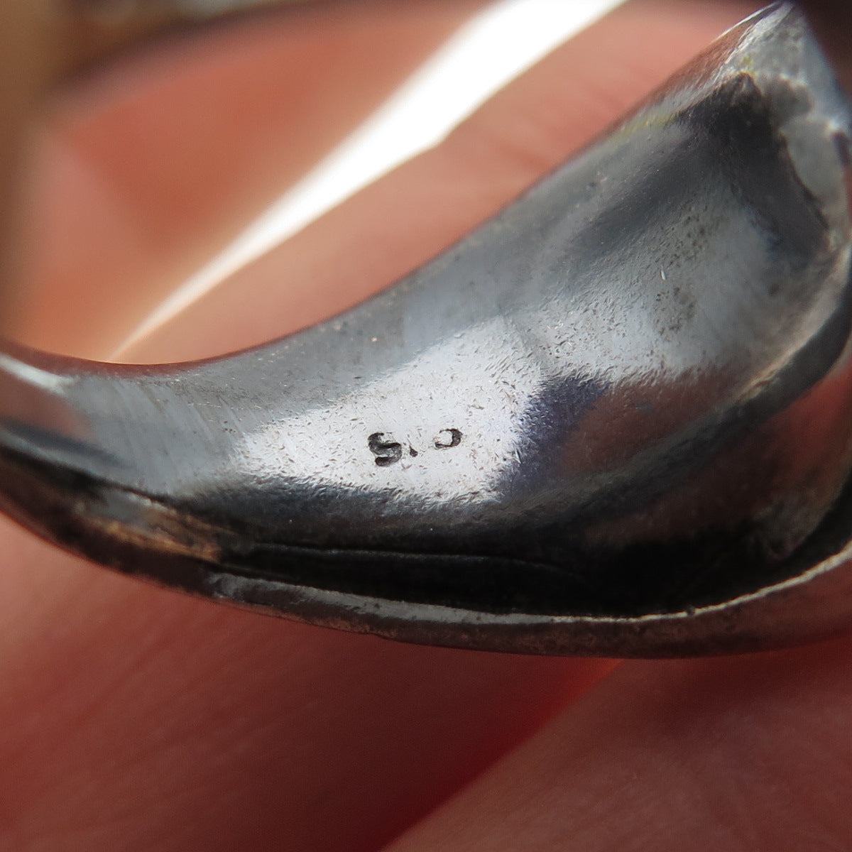 925 Sterling Silver Vintage Modernist Hug Oxidized Ring Size 6.75