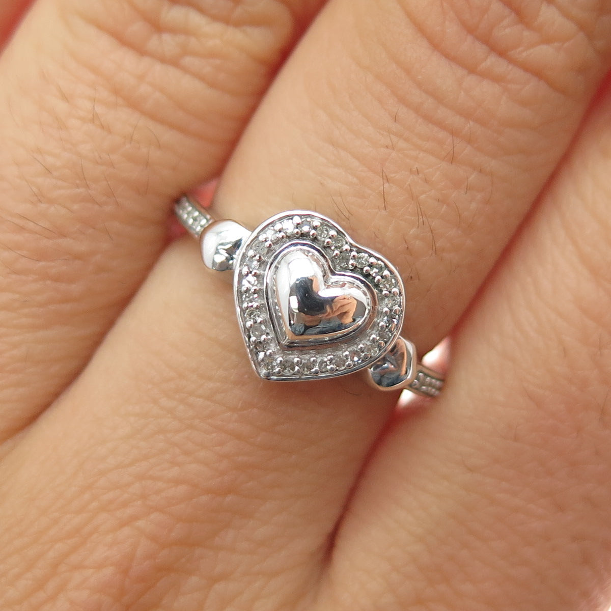 925 Sterling Silver Real Round-Cut Diamond Heart Ring Size 6.75