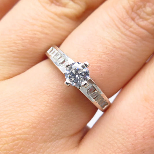 925 Sterling Silver Vintage Round-Cut C Z Engagement Ring Size 7