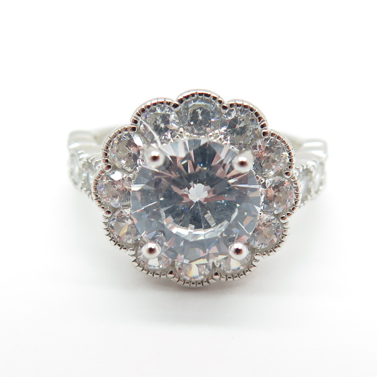 925 Sterling Silver Round-Cut C Z Floral Ring Size 5