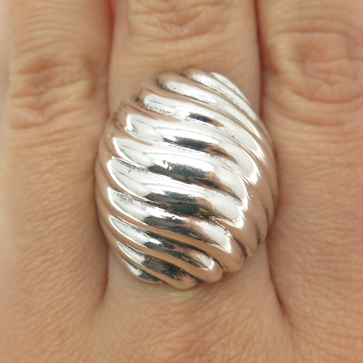 925 Sterling Silver Vintage Mexico Ribbed Domed Ring Size 8.75