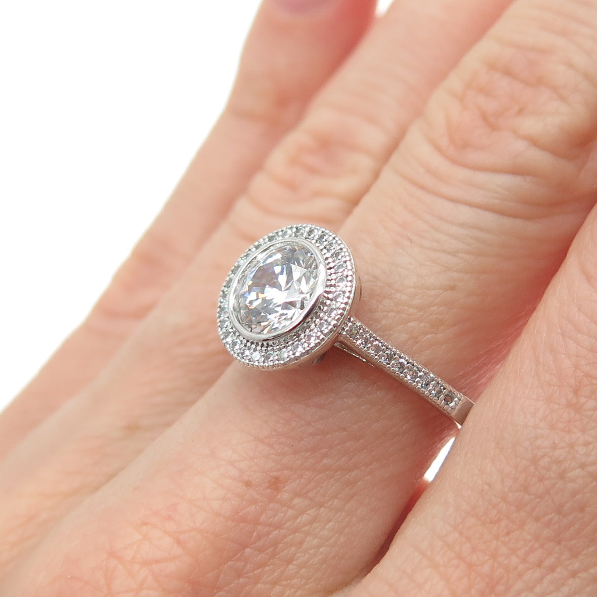 925 Sterling Silver Round-Cut C Z Engagement Ring Size 7