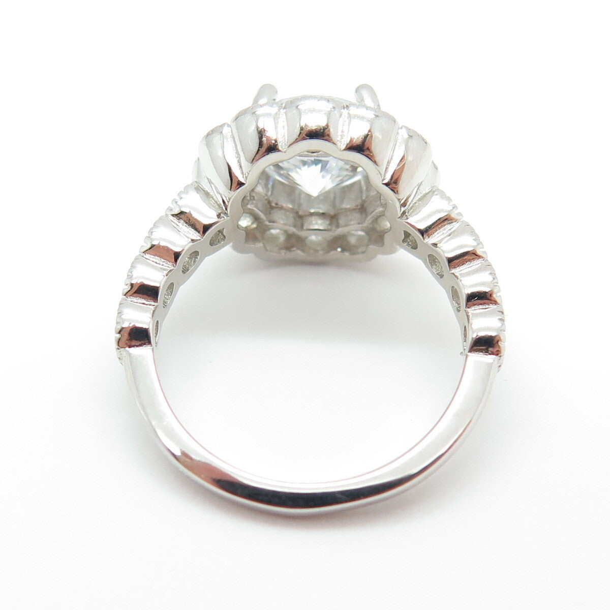 925 Sterling Silver Round-Cut C Z Floral Ring Size 5