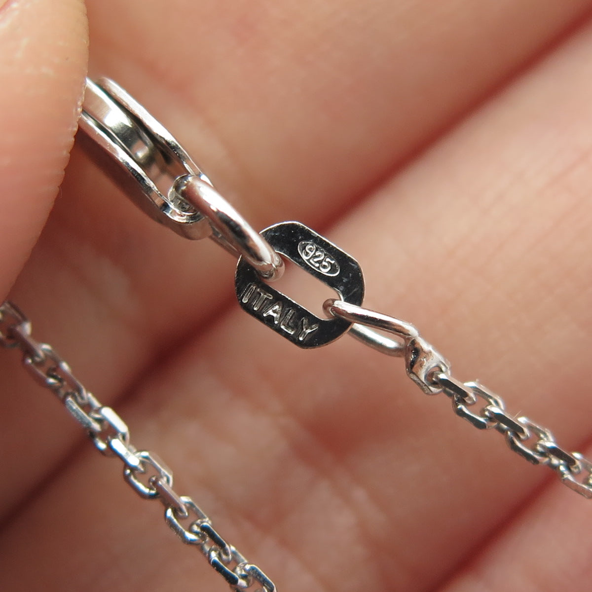 925 Sterling Silver Multi-Cut Green & White C Z Cable Chain Necklace 16"