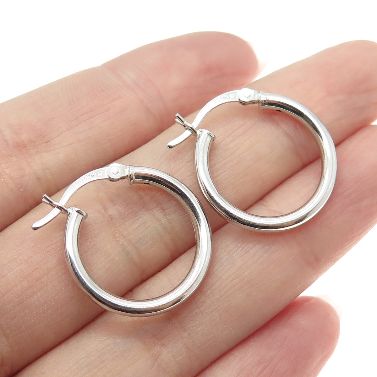 925 Sterling Silver Hinged Hoop Earrings