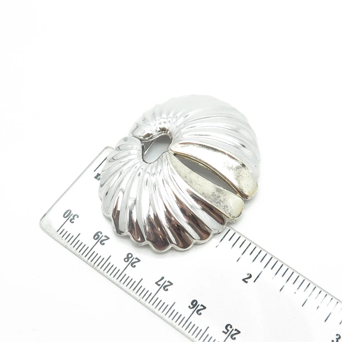 925 Sterling Silver Vintage Ribbed Shell Modernist Pin Brooch