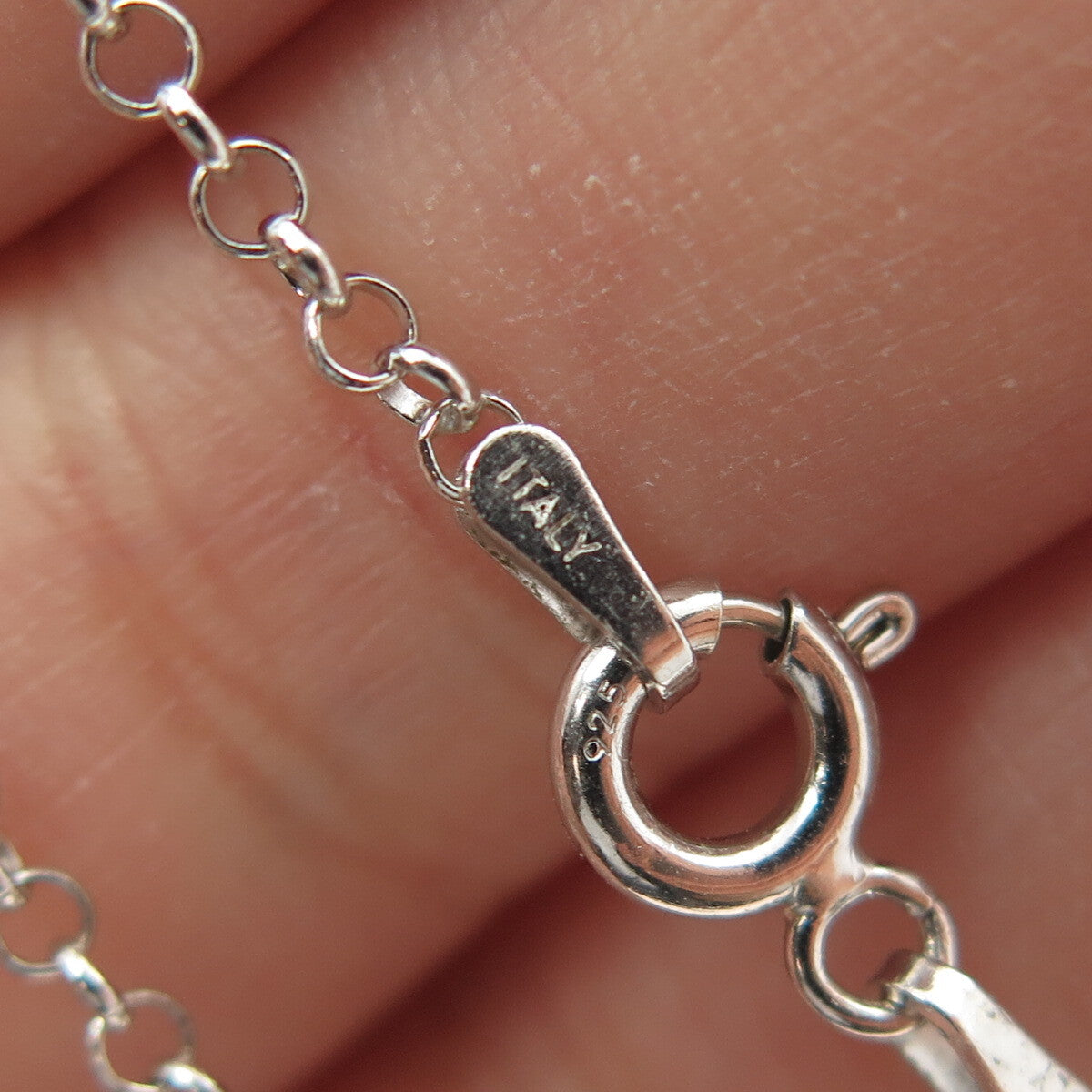 925 Sterling Silver Round-Cut C Z Floral Key Cable Chain Necklace 16"