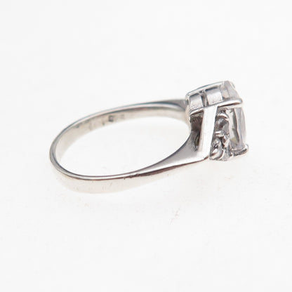 925 Sterling Silver Oval & Round-Cut C Z Engagement Ring Size 6