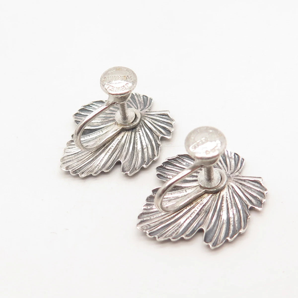 925 Sterling Silver Vintage Jewelart Ribbed Screw Back Earrings