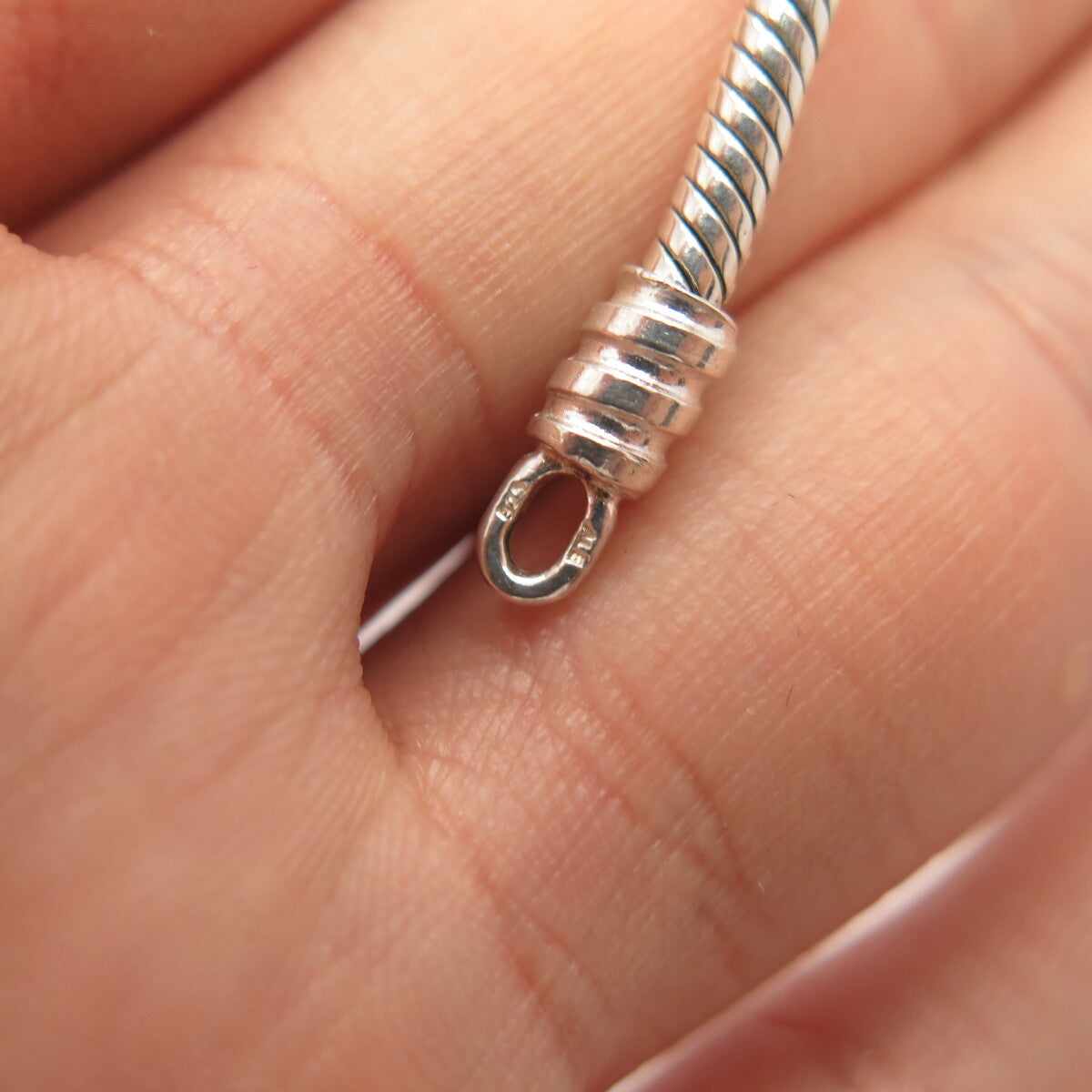 925 Sterling Silver Herringbone Station Link Bracelet 5 3/4"