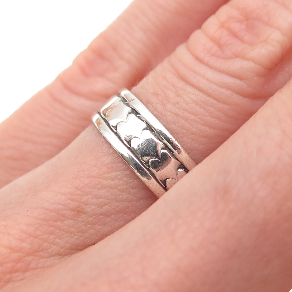 925 Sterling Silver Antique Art Deco Heart All Around Oxidized Band Ring Size 6