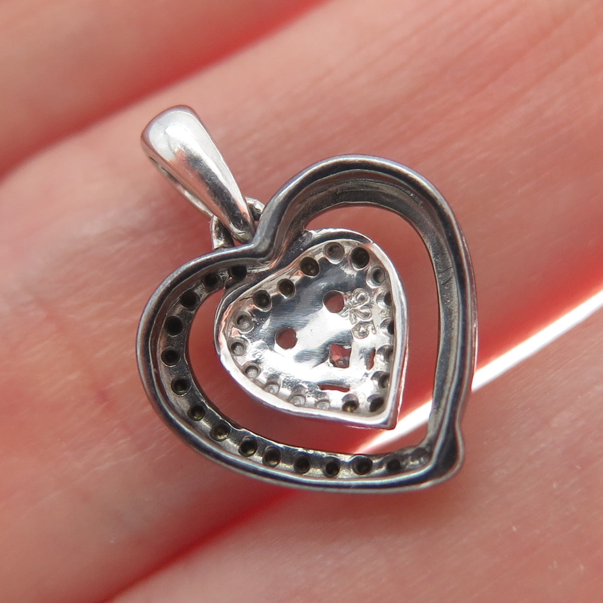 925 Sterling Silver Black Rhodium Round-Cut C Z Heart Minimalist Charm Pendant
