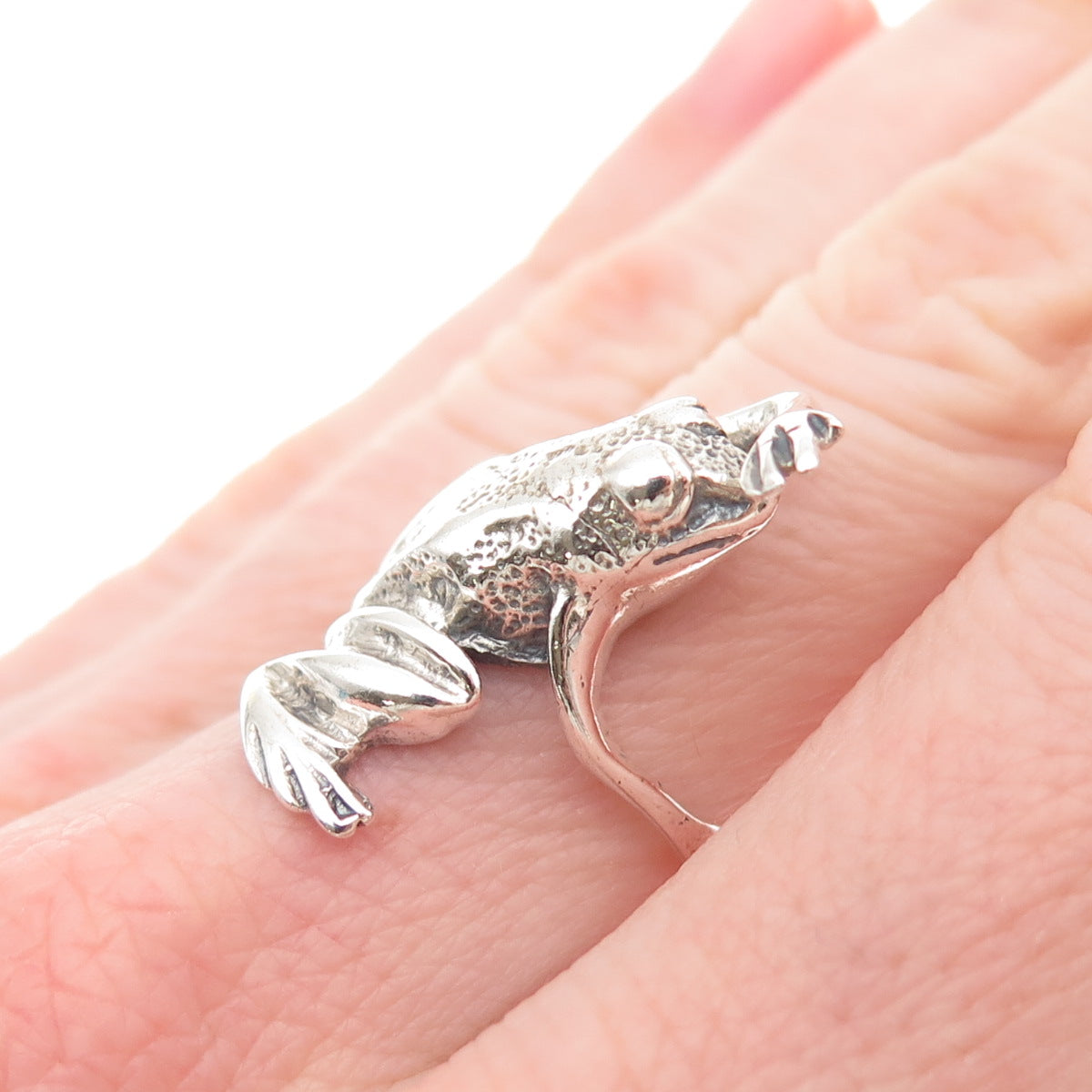 925 Sterling Silver Vintage Frog Good Luck Oxidized Ring Size 6.75