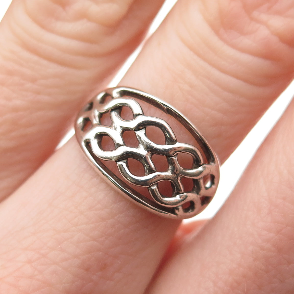 925 Sterling Silver Vintage Woven Oxidized Ring Size 6