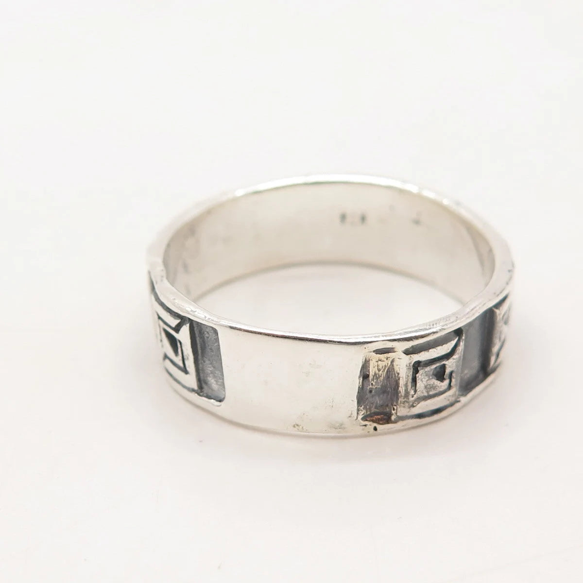 925 Sterling Silver Vintage Modernist Band Ring Size 13.75
