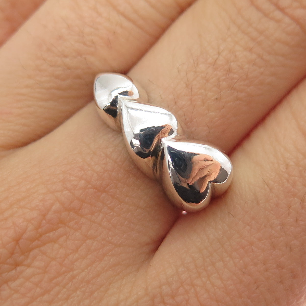 925 Sterling Silver Vintage Graduated Triple Puffy Heart Ring Size 8