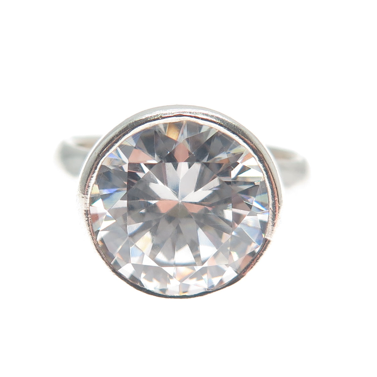 925 Sterling Silver Round-Cut Shaped C Z Engagement Ring Size 8.75