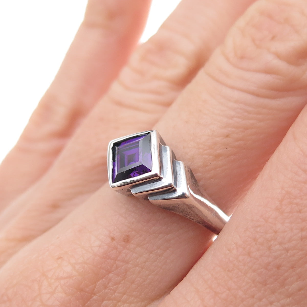 925 Sterling Silver Vintage Real Amethyst Modernist Oxidized Ring Size 7.75