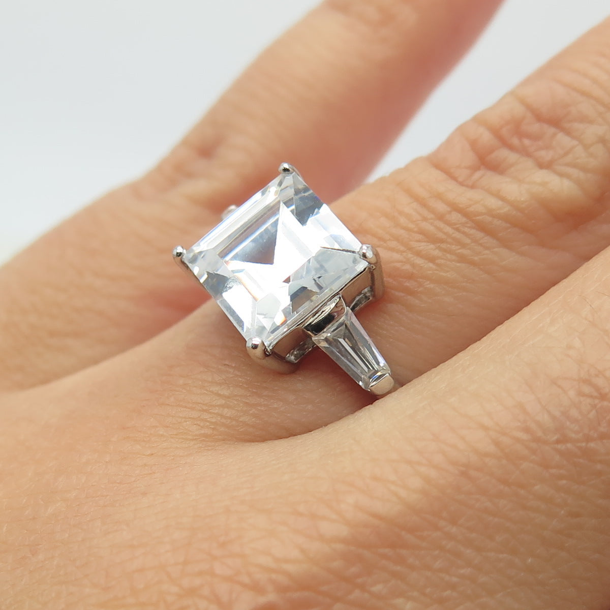 925 Sterling Silver Princess-Cut Shaped C Z Ring Size 7.25