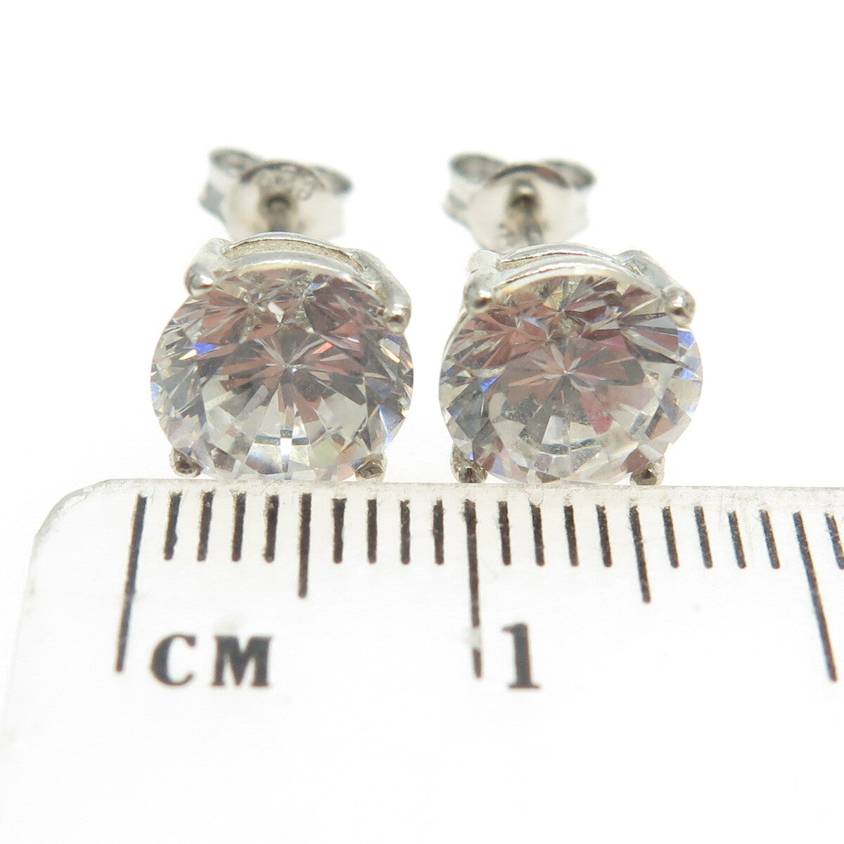 925 Sterling Silver Round-Cut Shaped C Z Stud Earrings