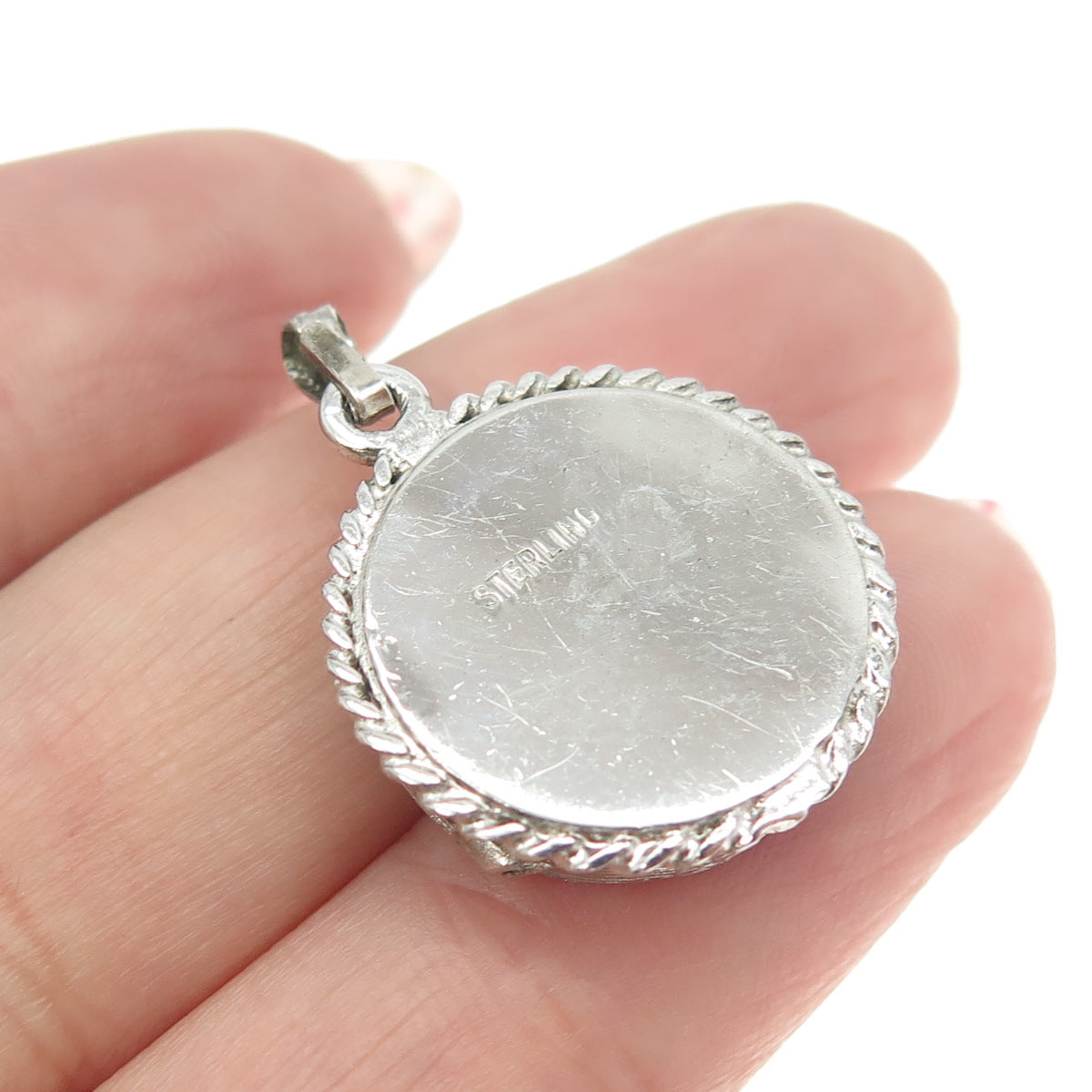 925 Sterling Silver Vintage Filigree Round Locket Pendant