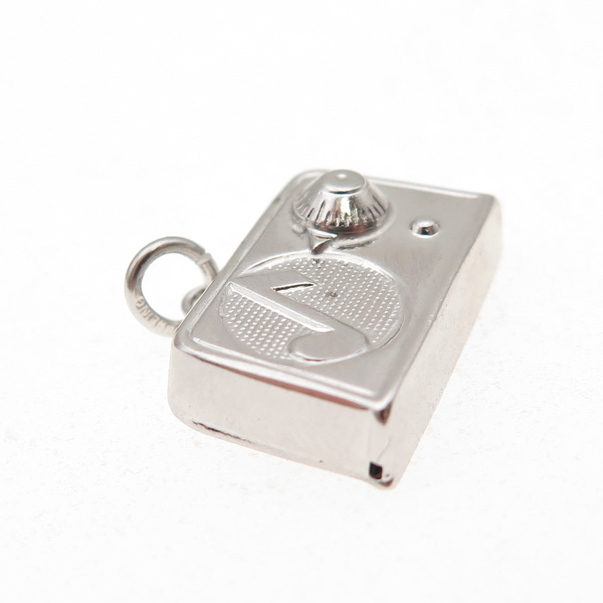 AE Art's Elegance 925 Sterling Silver Vintage Retro Radio 3D Mini Charm Pendant