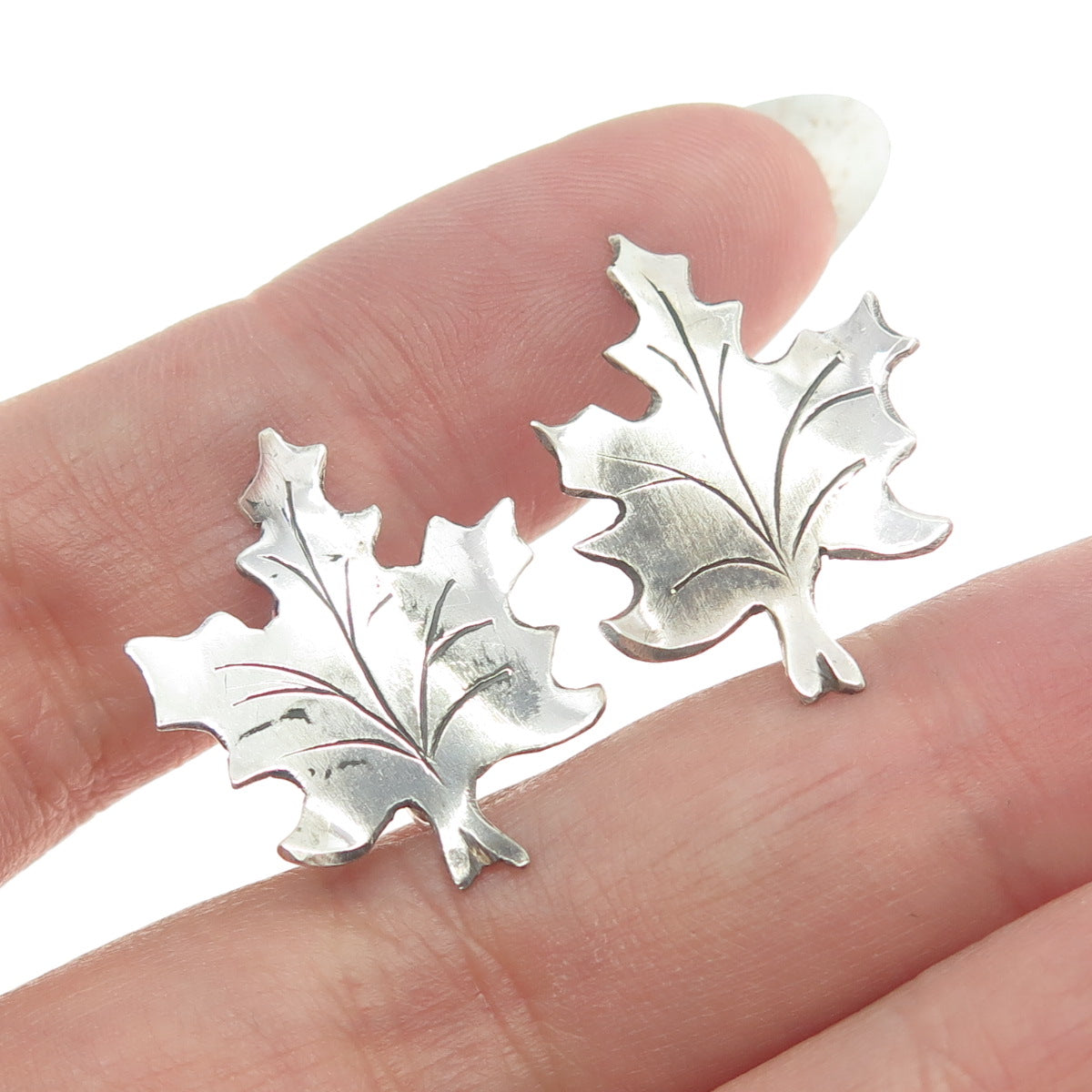 925 Sterling Silver Antique Art Deco Maple Leaf Screw Back Earrings