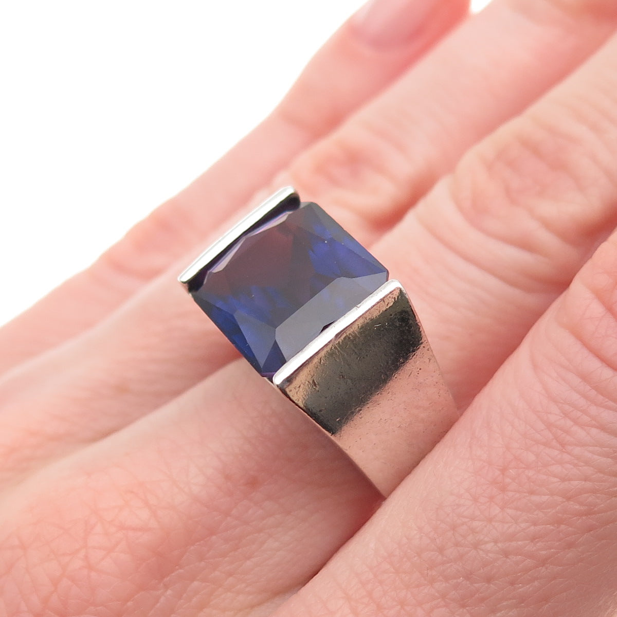 925 Sterling Vintage Lab-Created Peacock Sapphire Modernist Ring Size 7.25