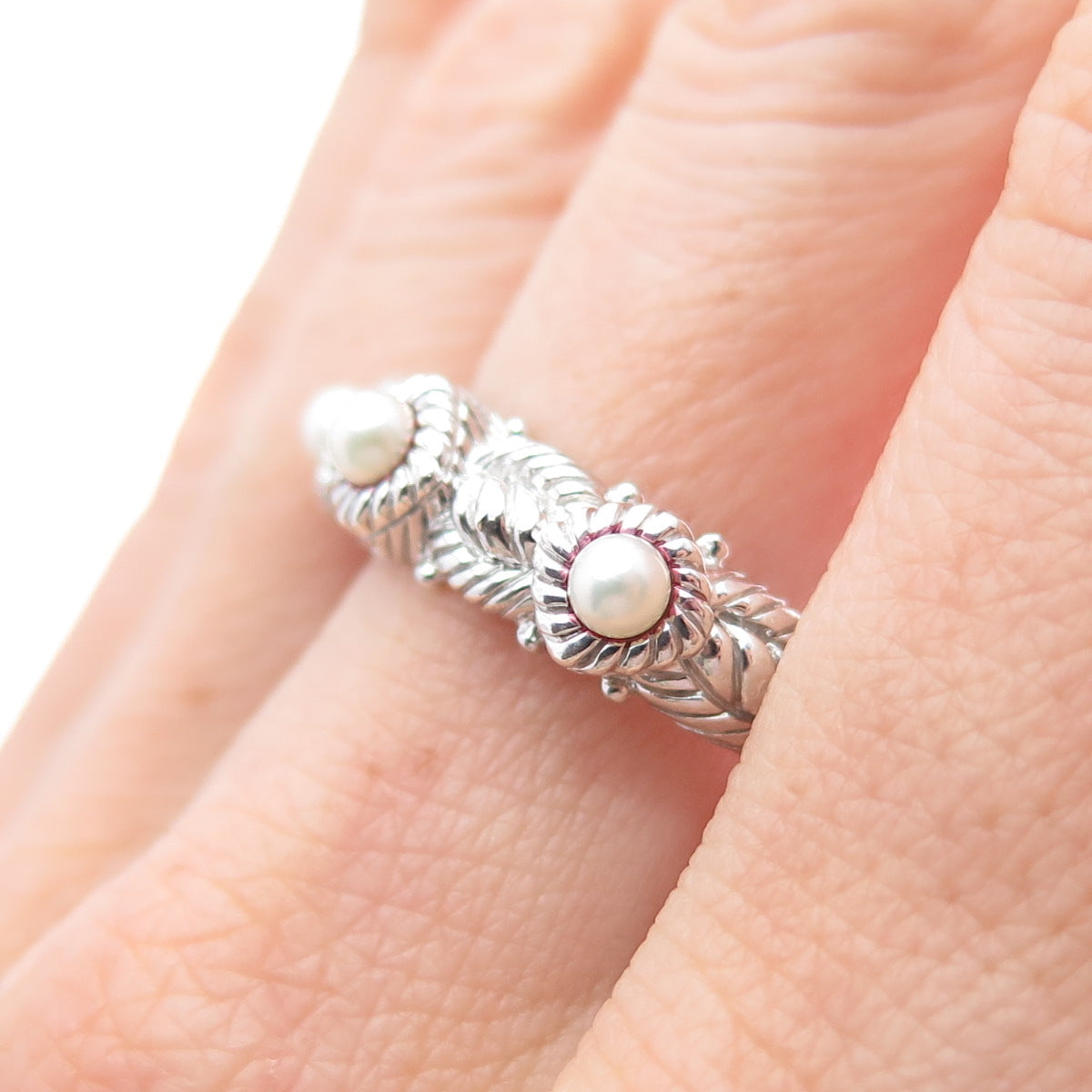 JUDITH RIPKA 925 Sterling Silver Real Pearl 3-Station Ring Size 10
