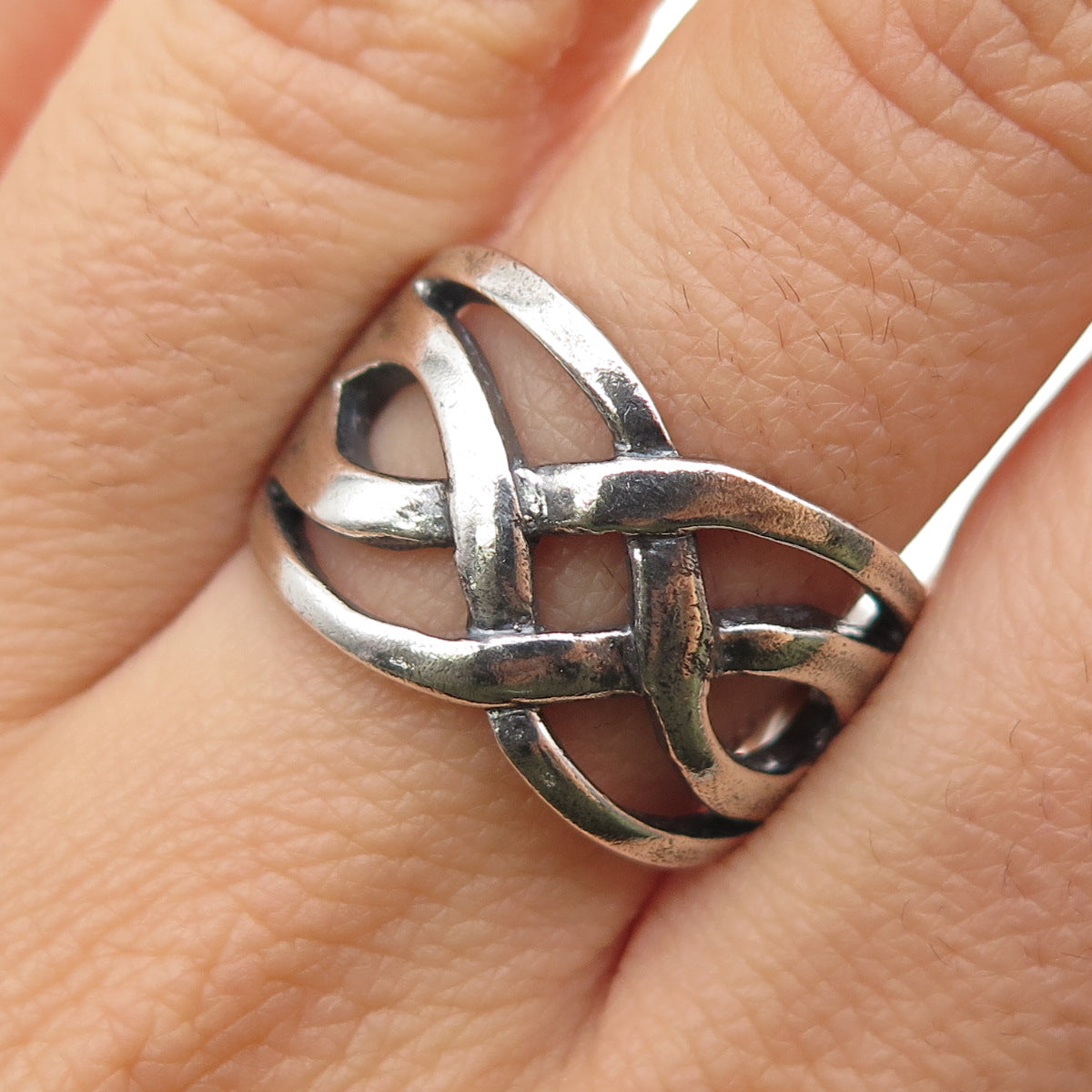 925 Sterling Silver Vintage Celtic Woven Oxidized Ring Size 9
