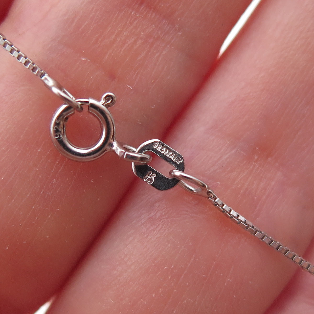 925 Sterling Silver Open Heart Box Chain Necklace 18"