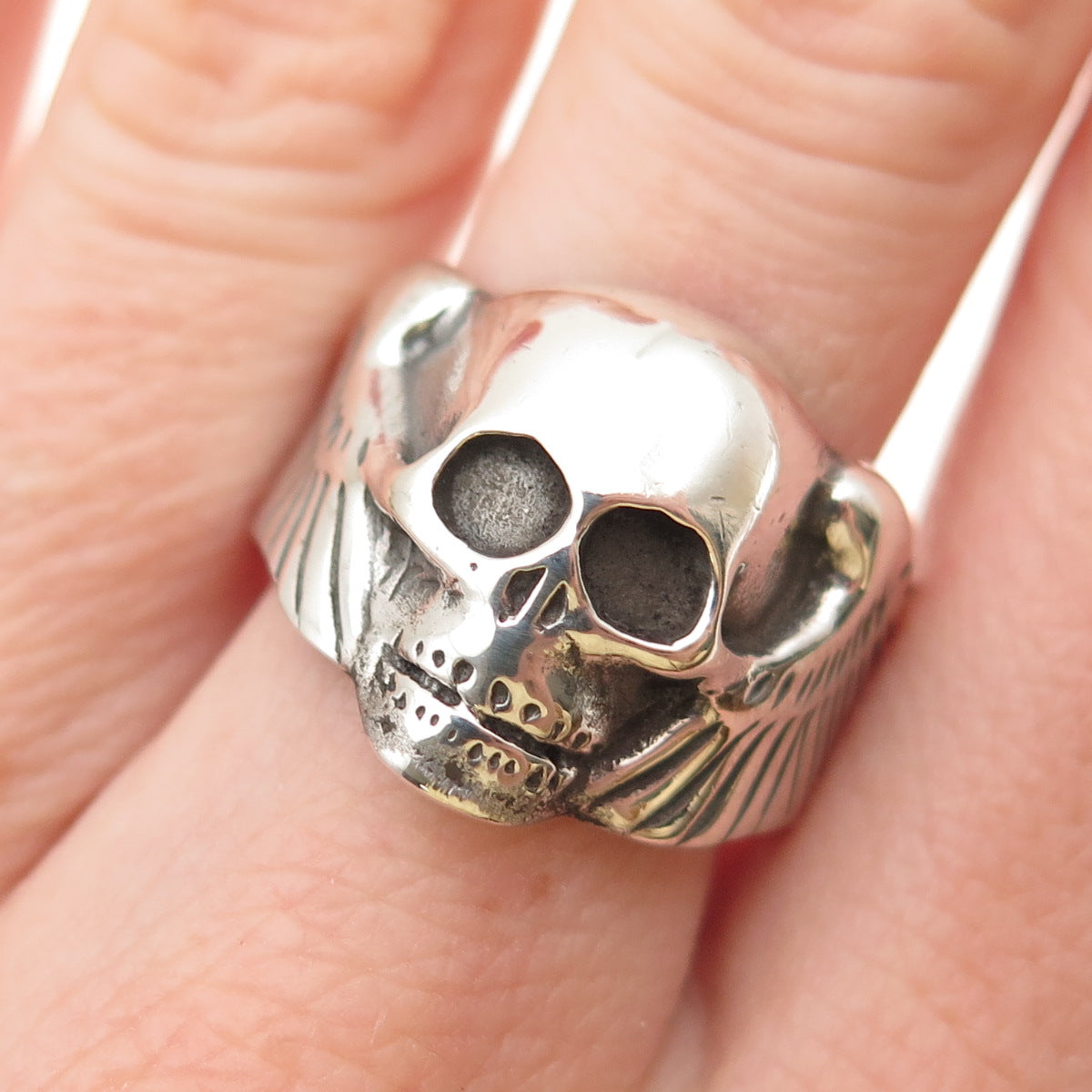 925 Sterling Silver Vintage Skull & Wings Oxidized Biker Ring Size 8.75