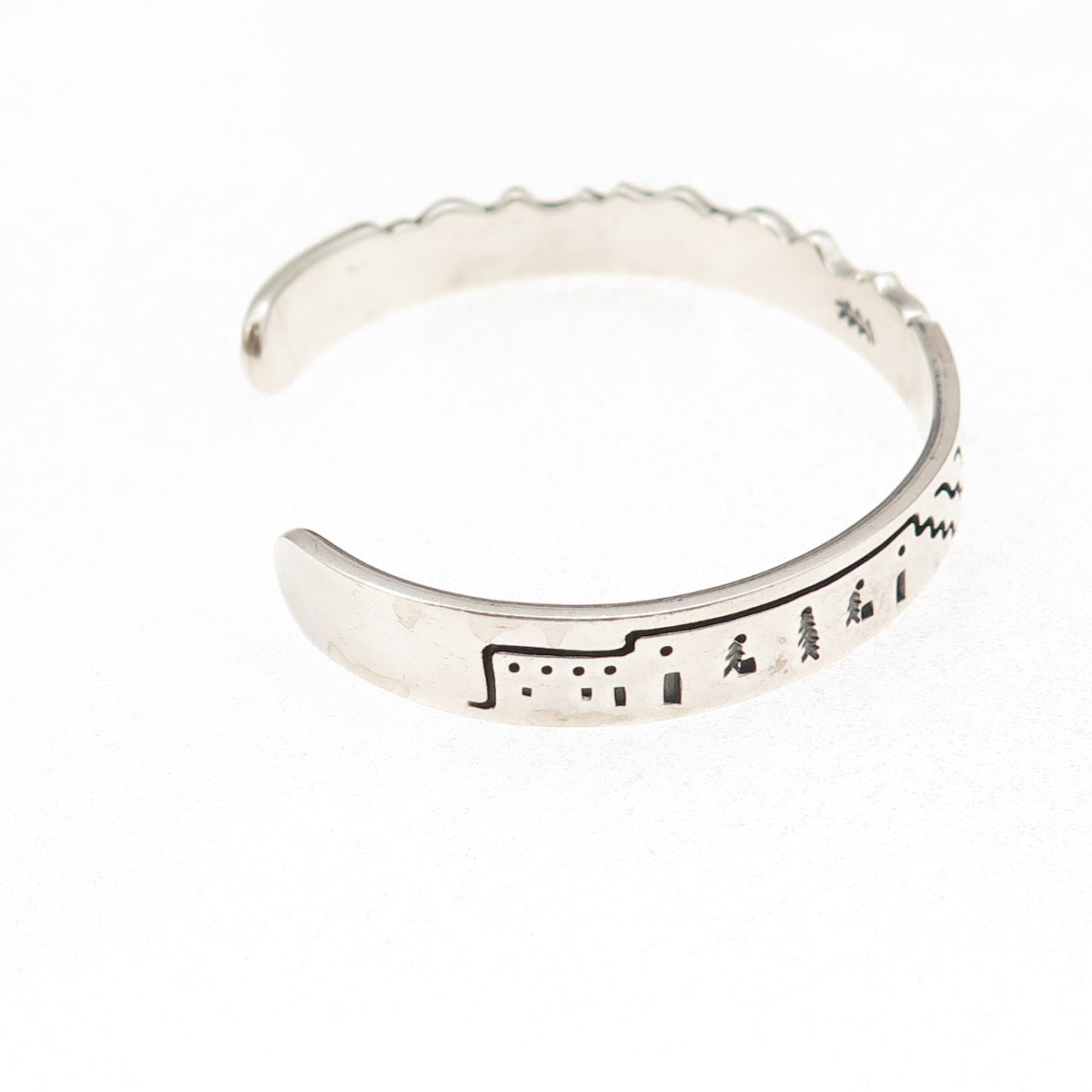 Phil Pvo Kewa Old Pawn Sterling Silver 2-Tone Vintage Storyteller Bracelet 6.5"