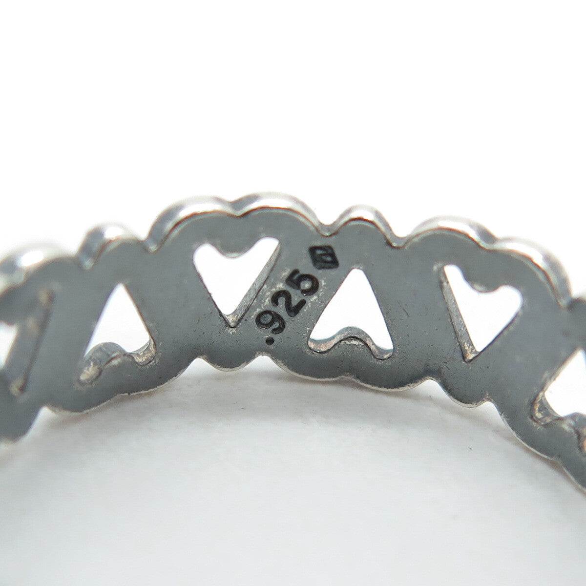 925 Sterling Silver Vintage Heart All Around Band Oxidized Ring Size 8