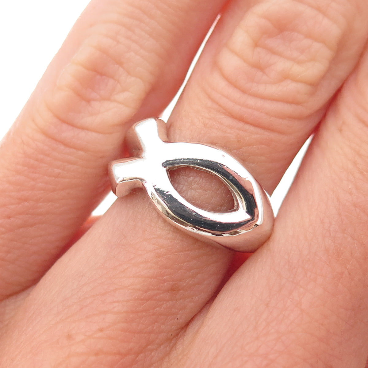 925 Sterling Silver Vintage Ichthys Religious Ring Size 6