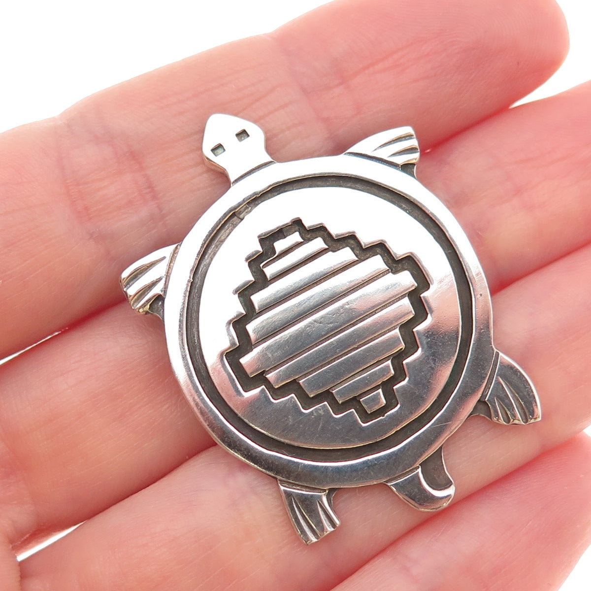 T. Thomas Navajo Old Pawn 925 Sterling Silver Vintage Turtle Tribal Pin Brooch