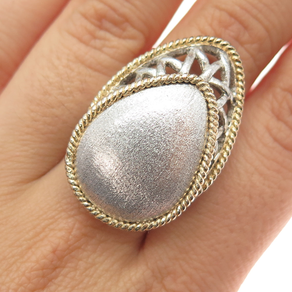 925 Sterling Silver 2-Tone Modernist Brushed Ring Size 8