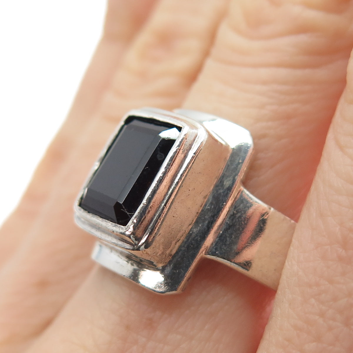 SAJEN 925 Sterling Silver Vintage Real Emerald-Cut Red Garnet Ring Size 8.25