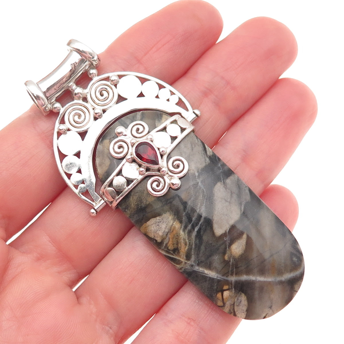 SAJEN 925 Sterling Silver Vintage Real Jasper & Red Garnet Modernist Pendant