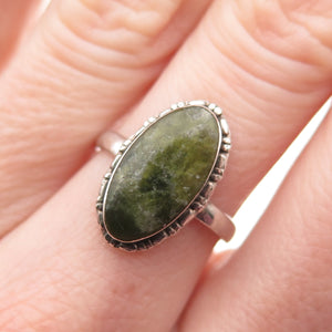 925 Sterling Silver Vintage Real Jade Bamboo Oxidized Ring Size 6.25