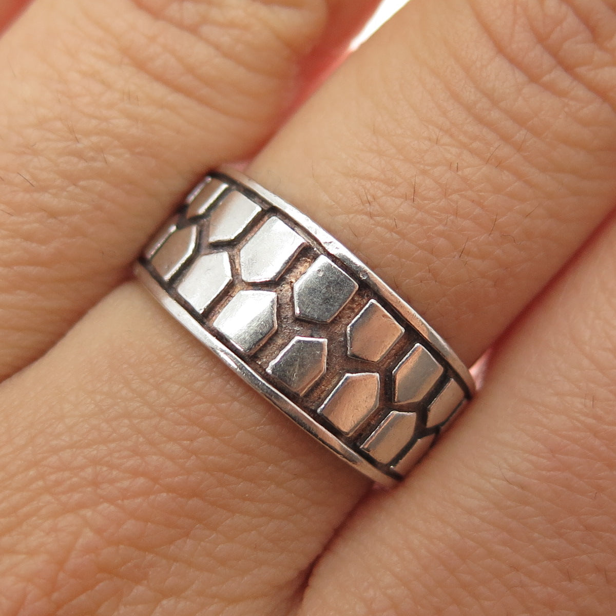 925 Sterling Silver Vintage Modernist Shield Oxidized Ring Size 8