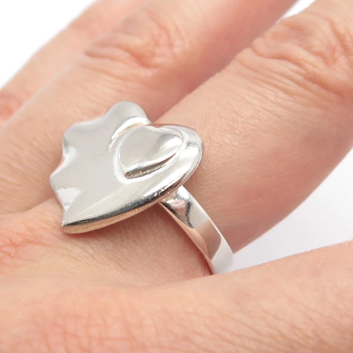 925 Sterling Silver Vintage Heart Moderinst Ring Size 8