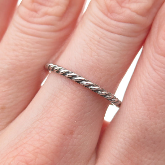 Silpada 925 Sterling Silver Vintage Ribbed Stackable Band Ring Size 7.75