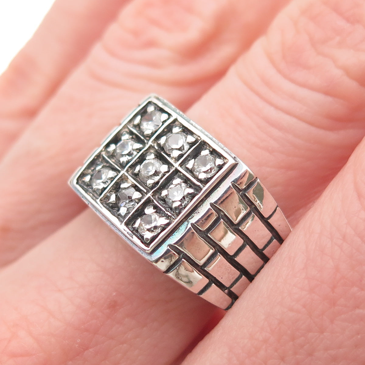 925 Sterling Silver Vintage Round-Cut C Z Oxidized Ring Size 9.25