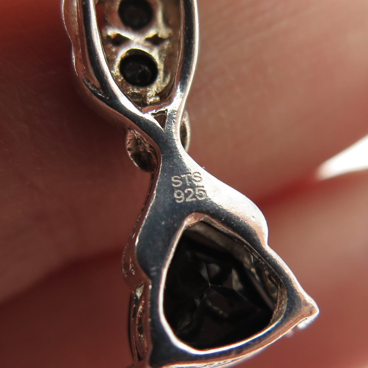 CHUCK CLEMENCY 925 Sterling Silver Vintage Real Black Spinel Gemstone Pendant