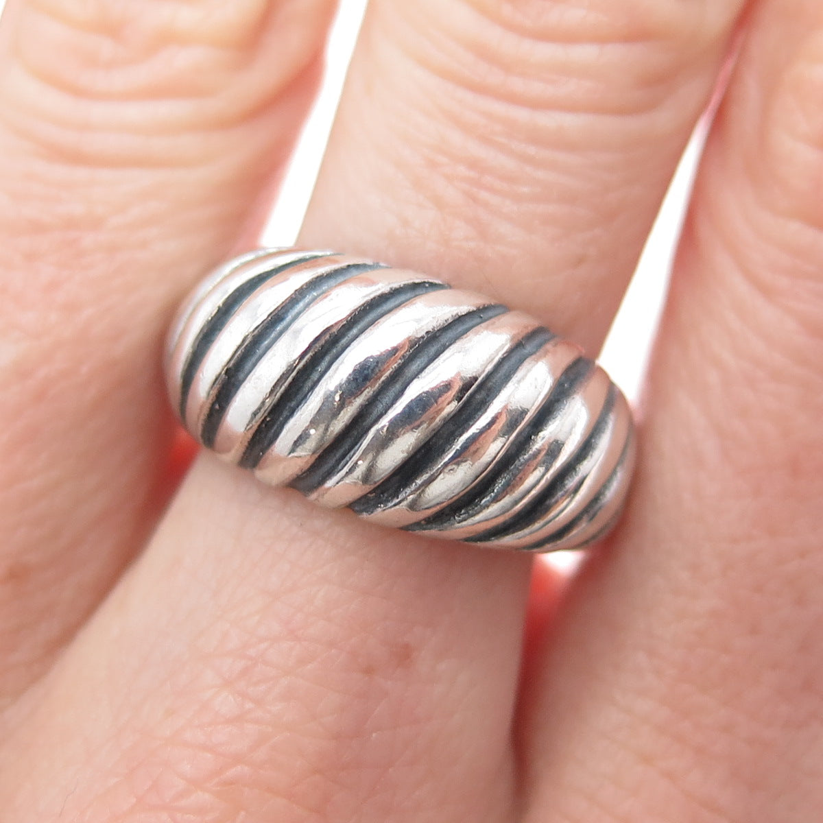 925 Sterling Silver Vintage Mexico Modernist Ribbed Oxidized Ring Size 8.5