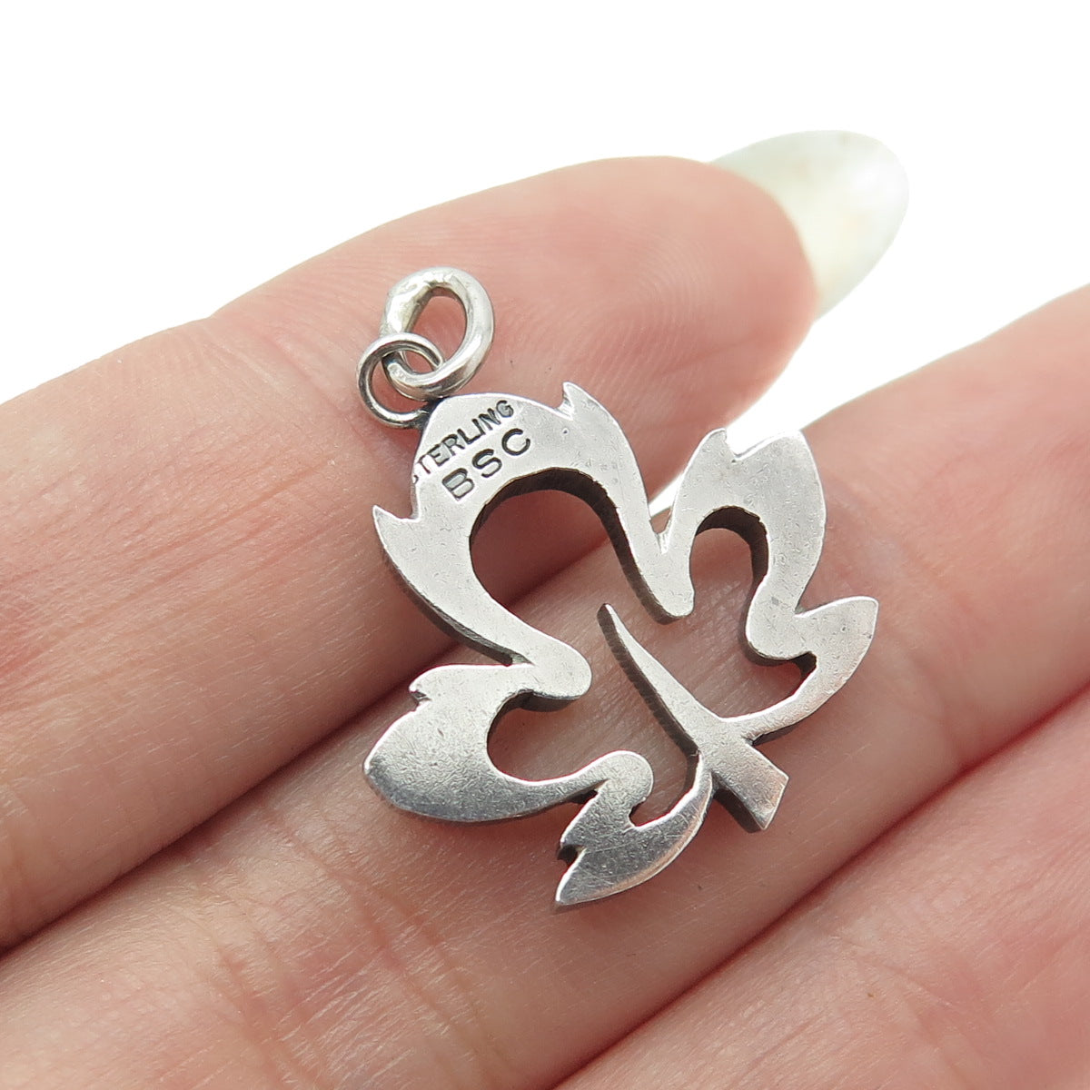 BSC BARBOUR 925 Sterling Silver Vintage Maple Leaf Pendant