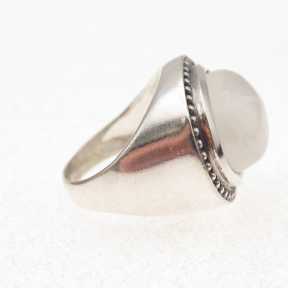 925 Sterling Silver Vintage Real Moonstone Modernist Oxidized Ring Size 5.25