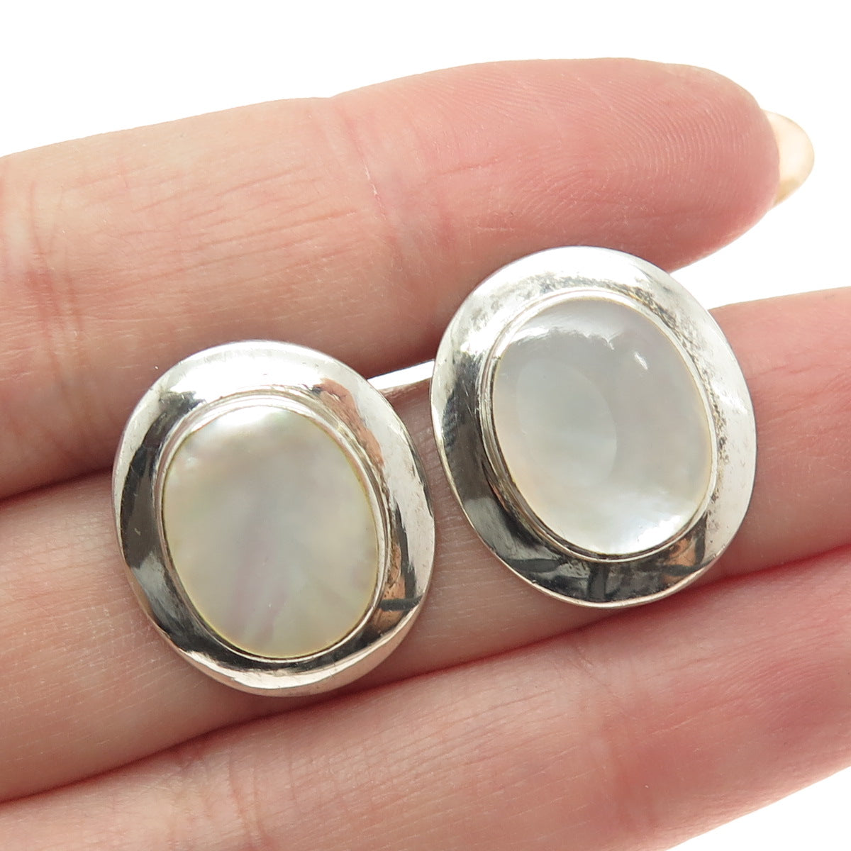 CHARLES WINSTON 925 Sterling Silver Vintage Mother-of-Pearl Modernist Earrings