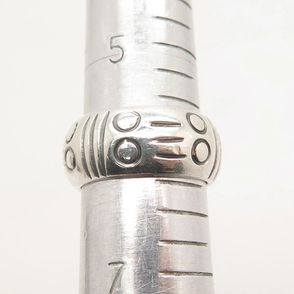 925 Sterling Silver Vintage Versani Etched Band Ring Size 6.25